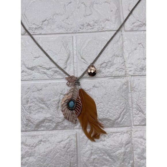 Fashion Jewelry Women’s Necklace Multicolor - Picture 2 of 7